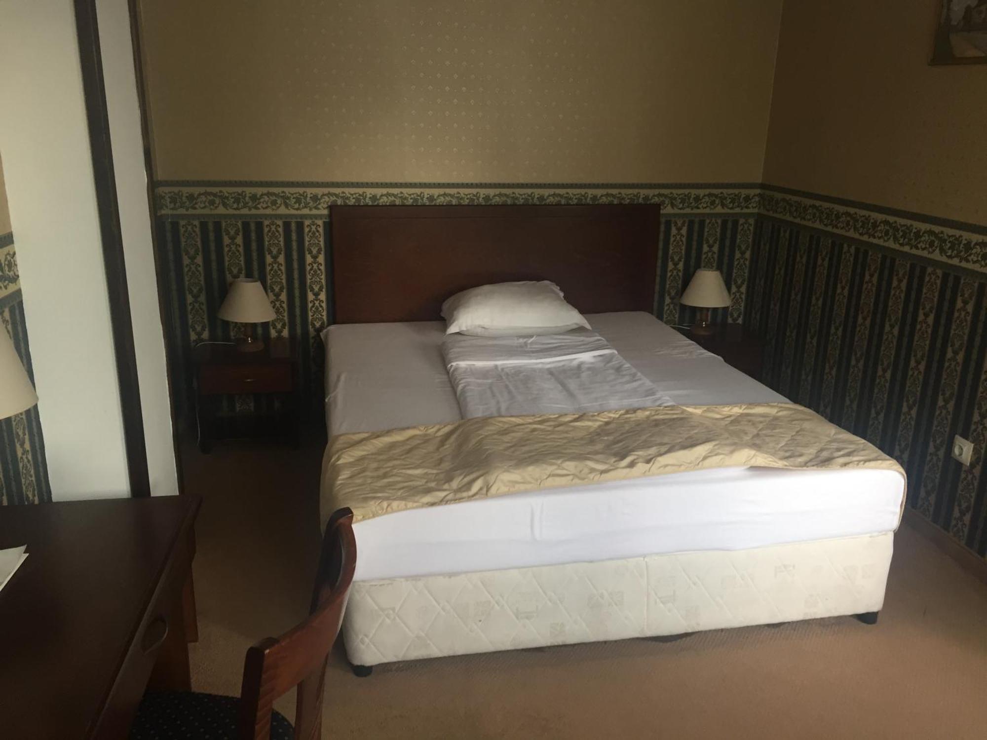 Chateau Montagne Hotel Troyan Троян Екстер'єр фото