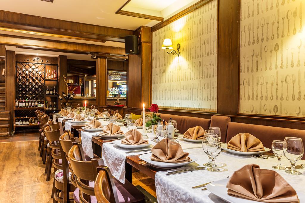 Chateau Montagne Hotel Troyan Троян Екстер'єр фото