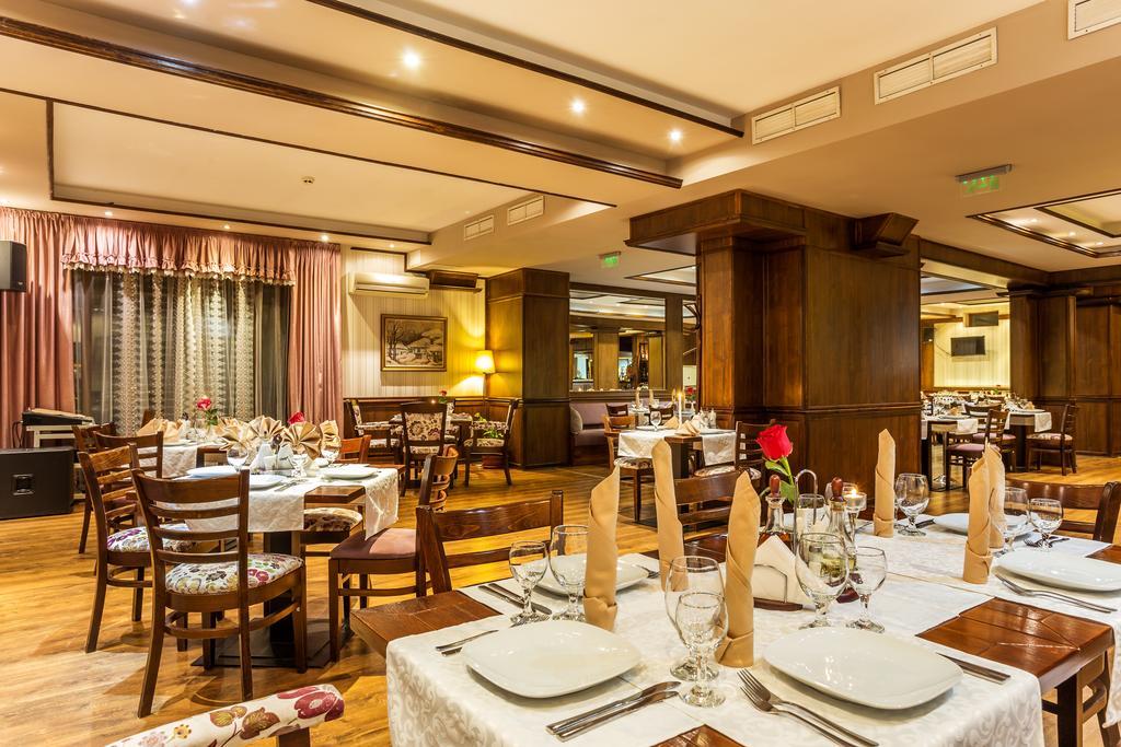 Chateau Montagne Hotel Troyan Троян Екстер'єр фото